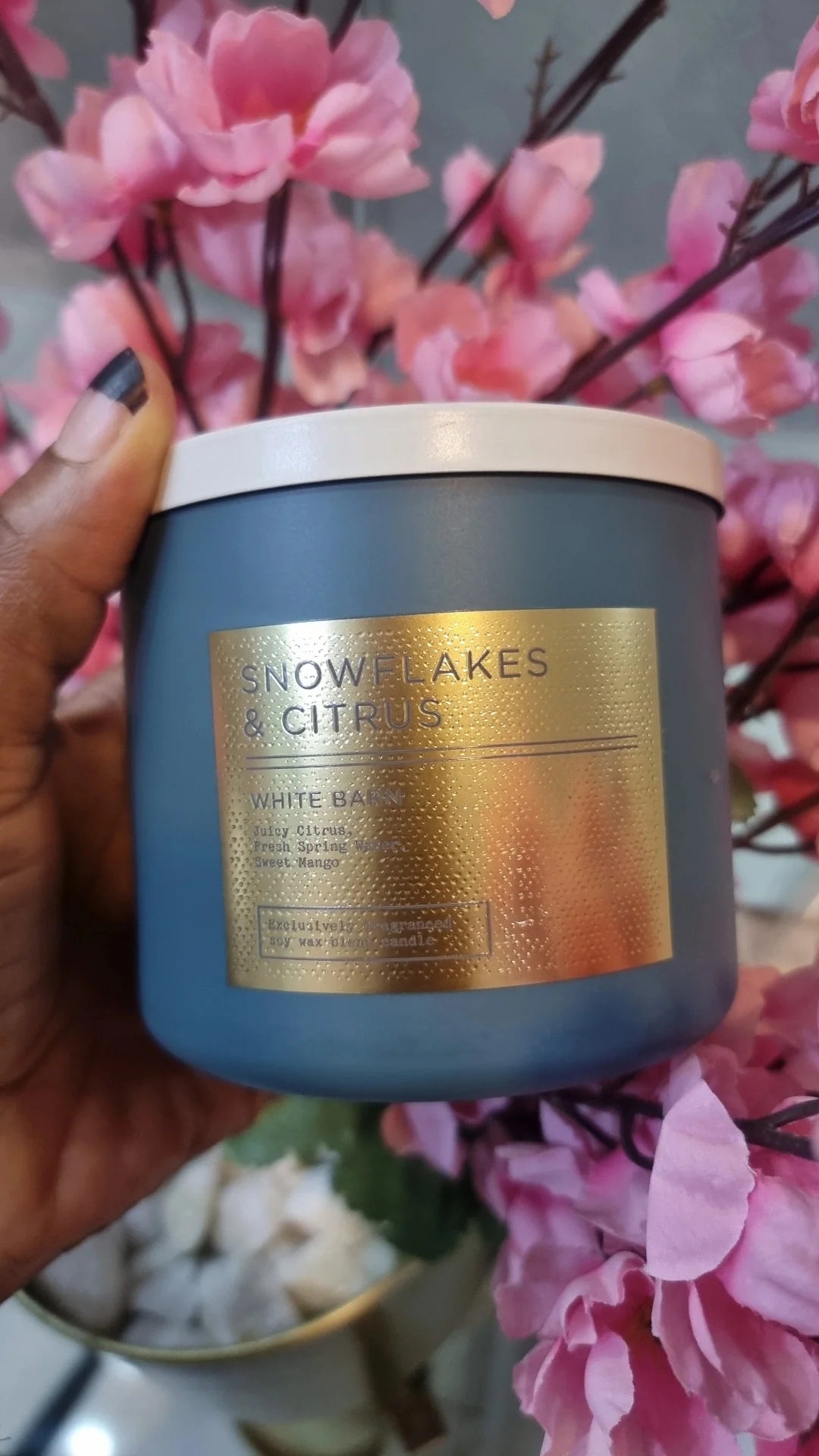 Bath and body works Snowflakes & Citrus 3 - Wick Candle 14.5 OZ - KIISAS Perfumes