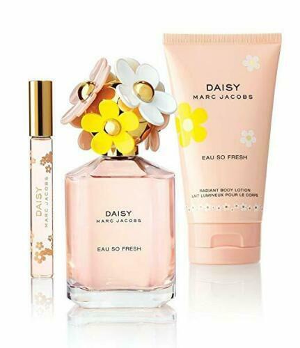 Marc Jacobs Daisy Eau So Fresh Gift Set - KIISAS Perfumes
